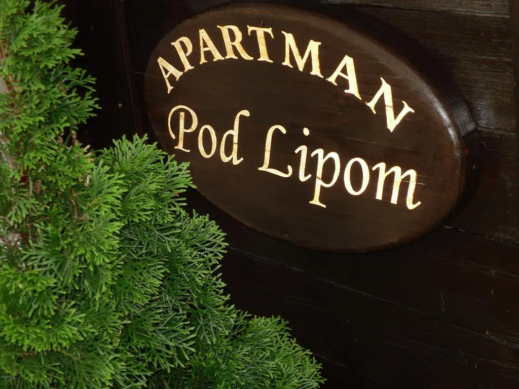 Apartment Pod Lipom Roc